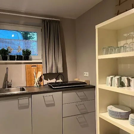 Gemutliche Ferienwohnung, See- Und Stadtnah Schwerin (Mecklenburg-Vorpommern)