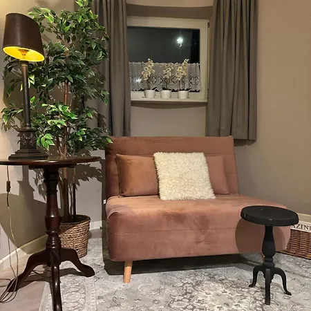 Gemütliche Ferienwohnung, See- Und Stadtnah Habitación en casa particular