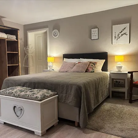 Gemütliche Ferienwohnung, See- Und Stadtnah * Schwerin (Mecklenburg-Vorpommern)